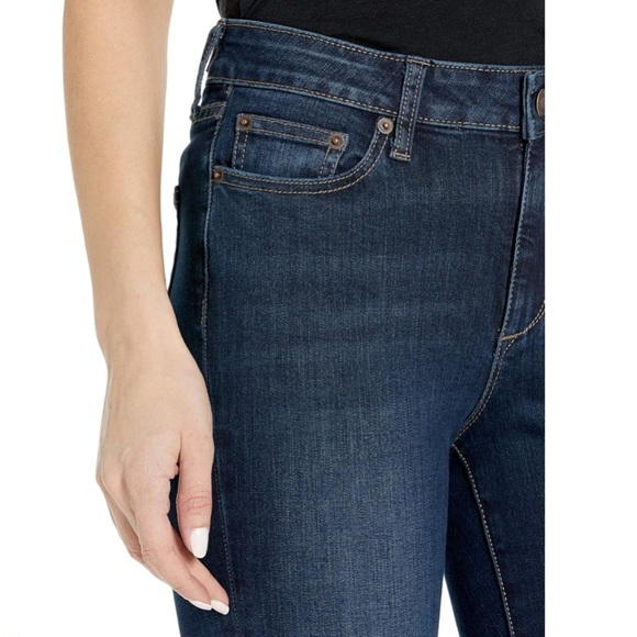 Goodthreads Women's Mid-Rise Slim Straight Jeans Dark wash. Size 28 - Picture 3 of 15